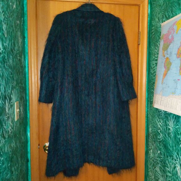 D'Allaird's Green / Multi-coloured Long Coat with Royal Scot Mohair and Wool - Picture 7 of 8